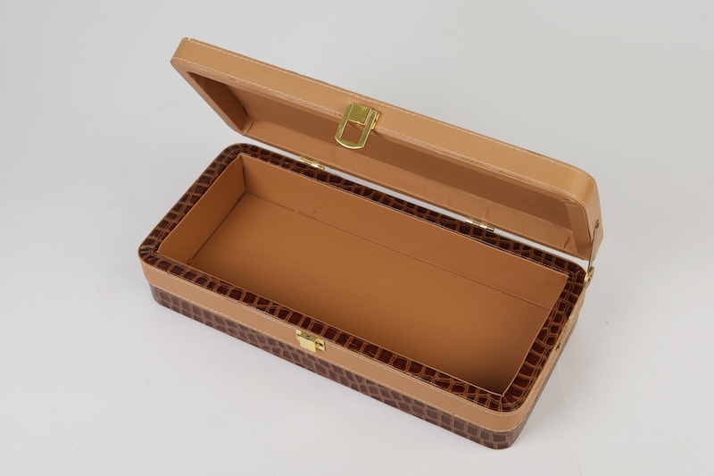 Luxury Croc-Embossed Faux Leather Storage Box with Gold Clasp - Image 2