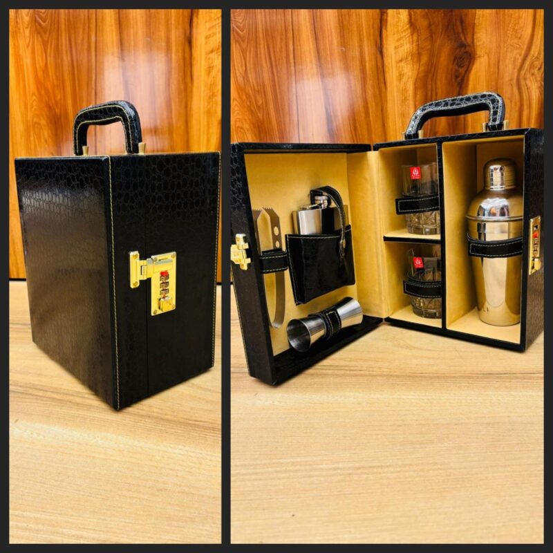 Luxury Portable Bar Set in Lockable Briefcase